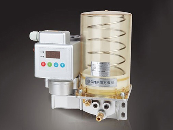 NZ1.0SK濃油數(shù)控自動(dòng)潤滑油泵